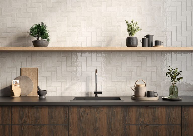 AMB_DET_TEGEL OFF WHITE 7,7x15_1.jpg